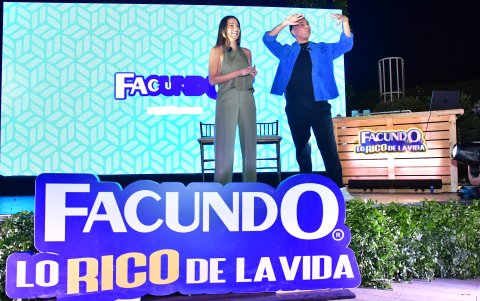 Con un stand-up se cerró con broche de oro el evento.