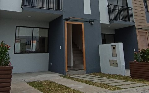 Foto de la fachada del bimedallista olímpico.