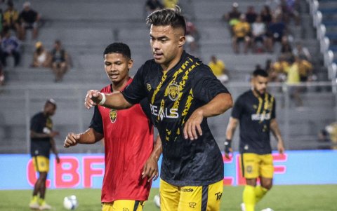 Jonny Uchuari sigue su carrera en el Amazonas de Brasil.