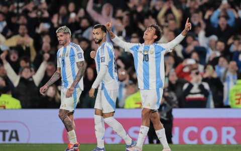 Paulo Dybala podría ser titular en la visita a Colombia.