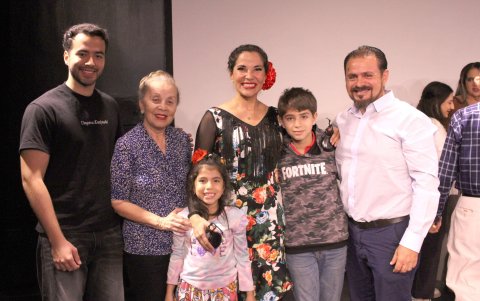 Fernando Ayala, Raquel Moreira, Débora Coello, Iván Aguilera, Iván Aguilera Caputi y Nina Aguilera.