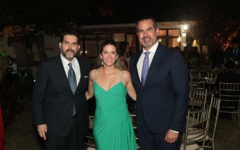Marcelo Dueñas, Cristina Dunn y Alfredo Escobar.
