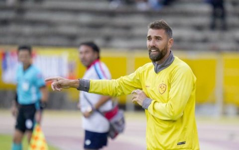 Sebastián Blázquez solo dirigió cinco partidos con el equipo.