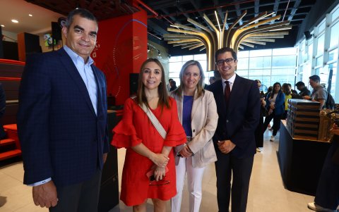René Cordero, María Paz Jervis, Mónica Jaramillo y Carlos Larreátegui.