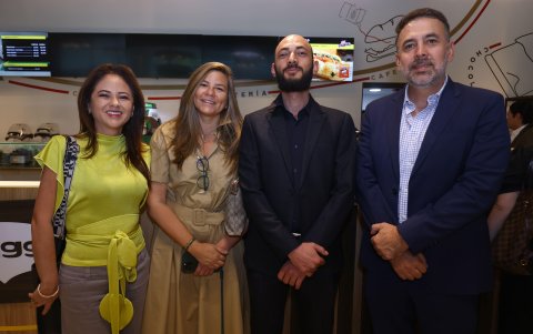 Pierangela Sierra, Mónica Fistrovic, Frank Khamis y Miguel Salazar.
