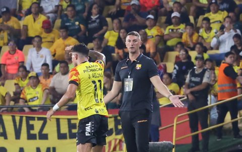 Germán Corengia dirigió a Barcelona en dos partidos.