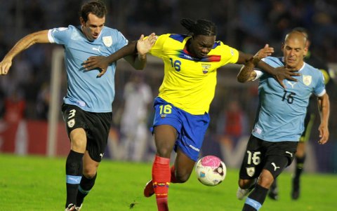 Felipe Caicedo cuando vistió la camiseta de Ecuador.
