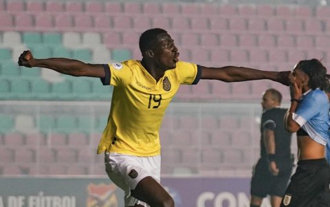 Juan Riquelme Angulo aún no debuta con el primer equipo de Independiente del Valle.