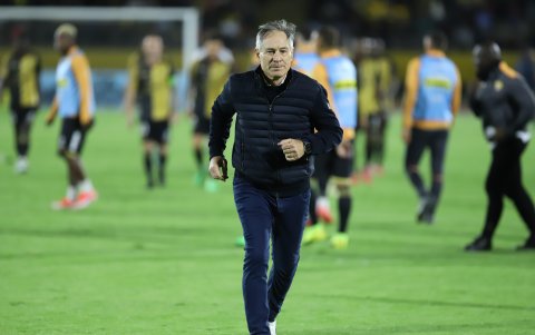 Ariel Holan llegó a Barcelona el 29 de abril de 2024 y, tras malos resultados, el 10 de octubre salió del equipo.