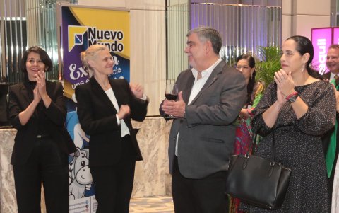 Kira Mora, Kristin Van der Leest, Francisco Jarrín y Silvia Benítez.