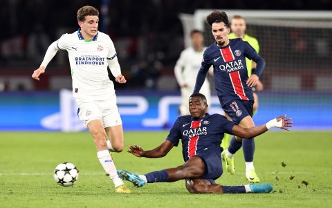 El ecuatoriano Willian Pacho espera sumar minutos en la zaga parisina.