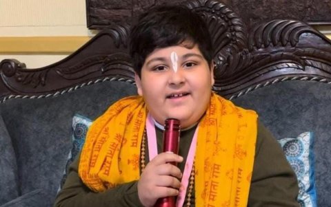 Foto de perfil de Facebook de Abhinav Arora, un niño de 10 años que se autoproclama 'Bal Sant Baba' (niño santo) con más de un millón de seguidores en las redes sociales.