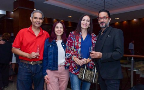 Xavier Barriga, Geanella Antepara, Katia y Christian Colombo.