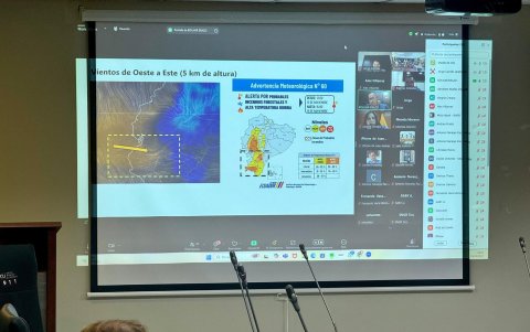 Proceso. En la reunión del COE Nacional se expuso la situación del país. La reunión de autoridades, fue a puertas cerradas.