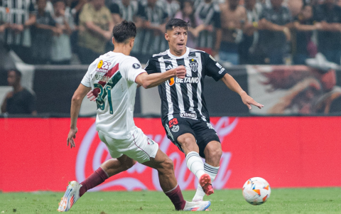 Atlético Mineiro, de Alan Franco (d) disputaó la final de la Copa Libertadores ante Botafogo, dos clubes brasileños