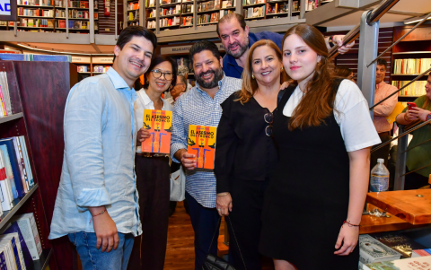 Juan Xavier Pons A. Connie de Moscoso, Juan Xavier Pons C., Xavier Eiser, Nora de Pons y Amelia Villegas.