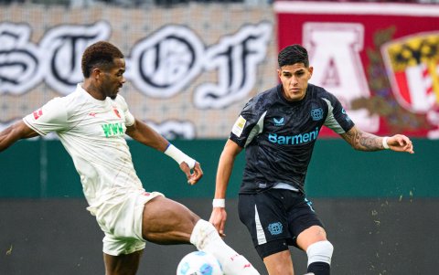 Piero Hincapié pieza clave del Bayer Leverkusen.