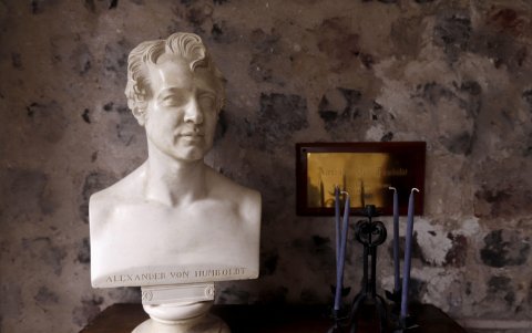 Una placa en los exteriores de la suite presidencial conmemora la visita de Alexander Von Humboldt.