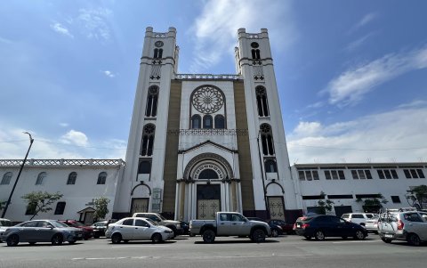 La iglesia La Victoria debería ser uno de los edificios icónicos de la ciudad que deberían formar parte de su atractivo turístico; esta necesita adecuaciones.