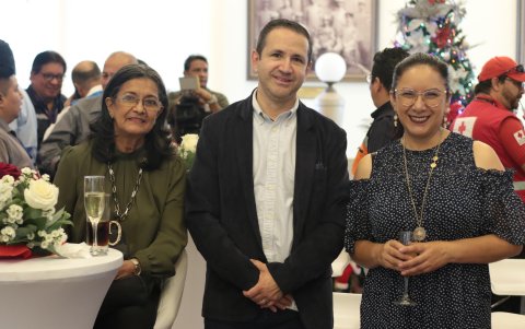 Betty Abad, Aníbal Gaviria y Dolores Ponce.