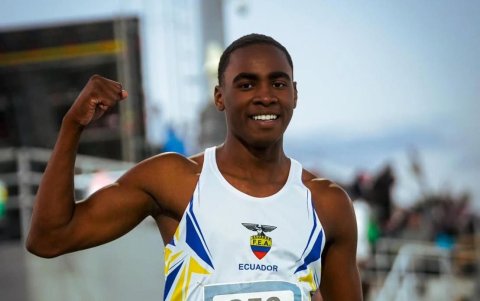 José Luis Guevara velocista ecuatoriano que ganó el oro en el Sudamericano Sub-18