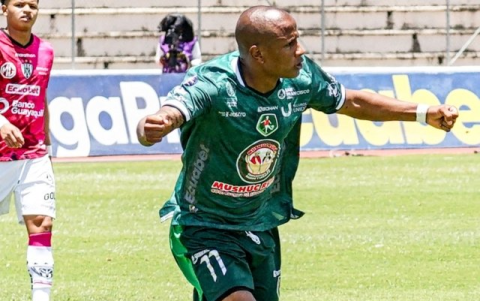 Mathías Acuña le anotó a Barcelona en su último partido de LigaPro