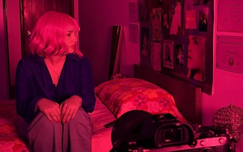 Los alumnos aprenden iluminación y dirección de arte para formar los encuadres perfectos.