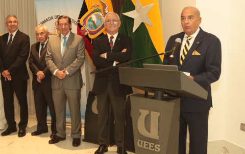 Darwin JarrÍn, Jorge Cabrera, César Rohon, Mario Pinto y Fernando Donoso.