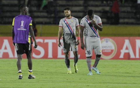 Los jugadores de El Nacional apuntan a remontar la serie en Guayaquil.