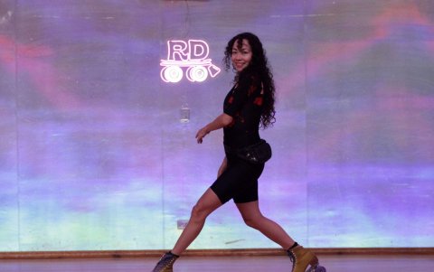 Neshat Shogui explica que Roller Dance busca recuperar el patín clásico.