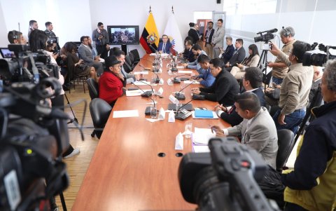 Los funcionarios convocados por la mesa de Justicia se excusaron.