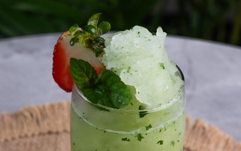 Brinde de manera saludable con los mejores mocktails. Aprenda a combinarlos, evite errores comunes