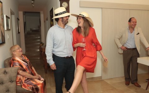 Paula y su esposo, Juan Manuel Benítez.