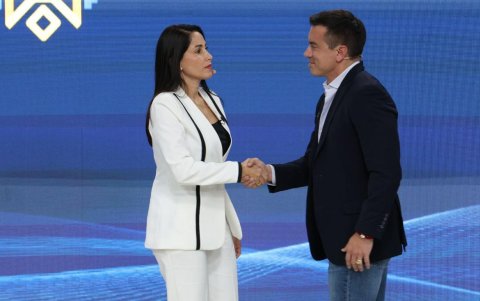 Luisa González y Daniel Noboa se lanzaron dardos durante su reciente careo.