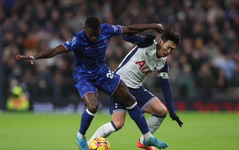 Moisés Caicedo es estrella en Chelsea.