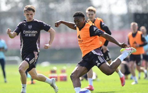 La plantilla del Arsenal accedió a los cuartos de final de la Champions tras humillar al PSV Eindhoven 9-3 en el global.