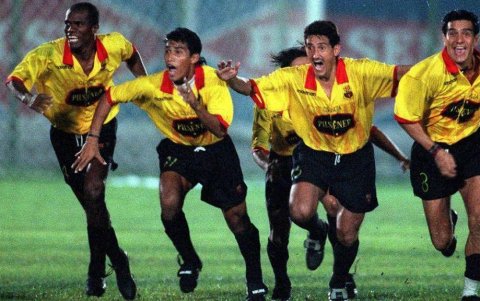 Barcelona llegó a su segunda final de Copa Libertadores en 1998