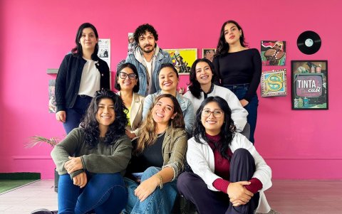 De Izquierda a derecha: Carolina Torres, Fabián Rodríguez, Estefanía Finke, Paola Zury, Estefanía Morales, Erika Domínguez, Michelle Hidalgo, María Rosa Zury, Karlita Villegas