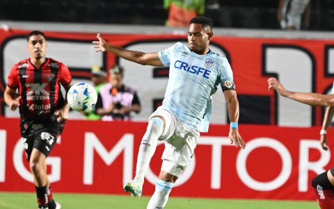 El panameño Ismael Díaz es una de las armas en la ofensiva de la Católica.