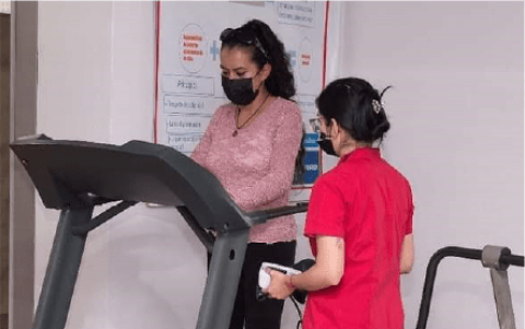 La fundación trabaja con pacientes en su desarrollo físico