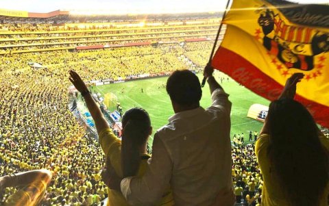 Alejandra Morales y  Carlos Luis en la final del 2012