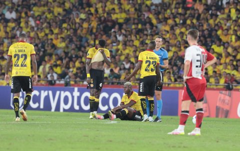 Barcelona cayó 3-2 ante River Plate en el Monumental por Copa Libertadores