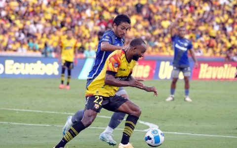 Leonai Souza y Marcelo Meli volverán a enfrentarse en un Clásico del Astillero.