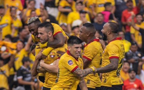 Octavio Rivero la esperanza de gol de Barcelona.