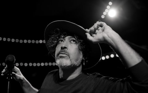 El artista interpretará las canciones del álbum, así como material inédito durante los recitales.