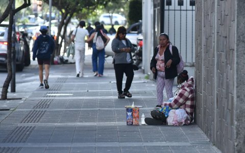 La presencia de personas habitantes de calle y de movilidad humana se han tomado las aceras de las zonas residenciales del norte de la ciudad.