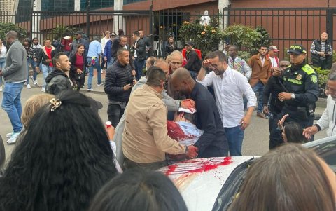 Miguel Uribe fue trasladado de urgencia a la Fundación Santa Fe, donde fue sometido a procedimientos neuroquirúrgicos y vasculares.