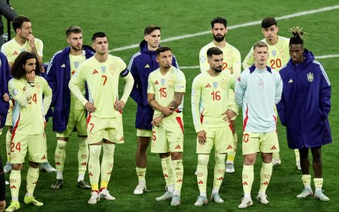 Los jugadores de la selección española demostraron su sentir tras la dura caída.