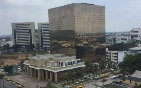Gobierno Zonal de Guayaquil, en el piso 11 se halla la Dirección Zonal 5 del MAATE