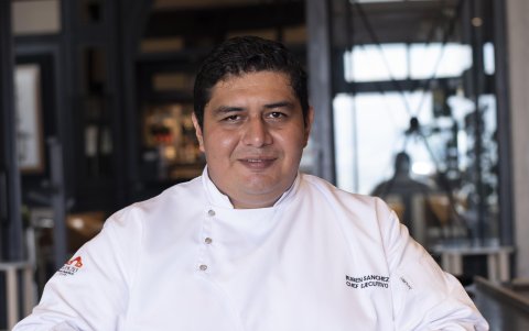El chef Rubén Sánchez considera que sus productos insignes son los mariscos y el pato.